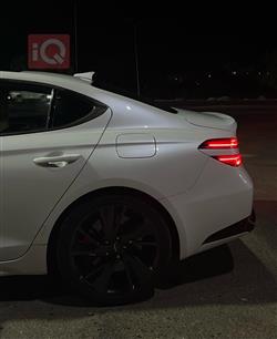 جنسس G70
